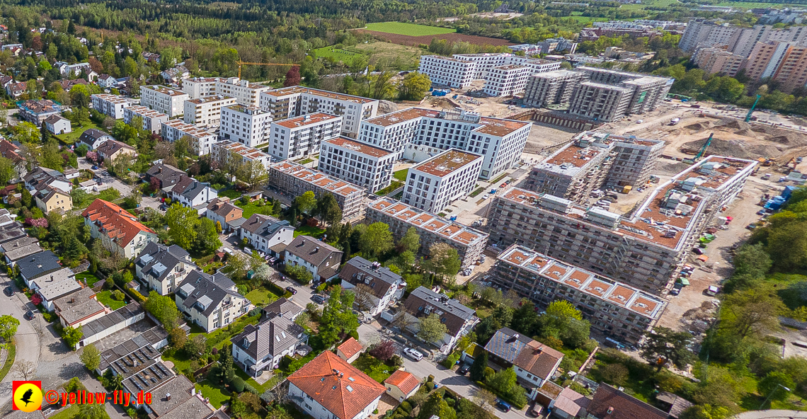 04.05.2023 - Luftbilder vom Alexisqaurtier und Pandion Verde in Neuperlach